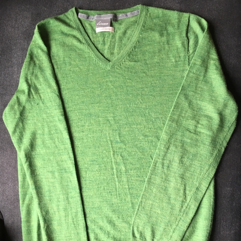 Linea Luxury Merino 100% wool sweater size S